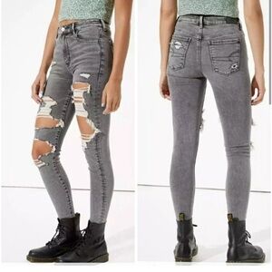 Gray ripped skinny AE jeans! Size 0 Reg